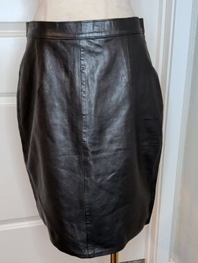 Vintage 80s Sanzzini Black Leather Skirt Fitted Pencil w/ Slit 22" SZ 10